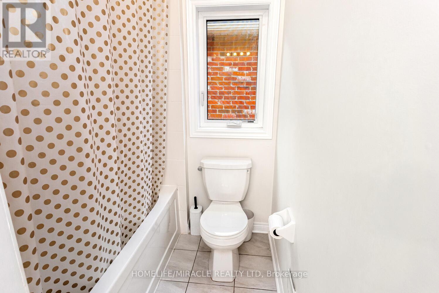 3 Farringdon Crescent, Brampton, Ontario  L7A 4Z5 - Photo 33 - W12519424