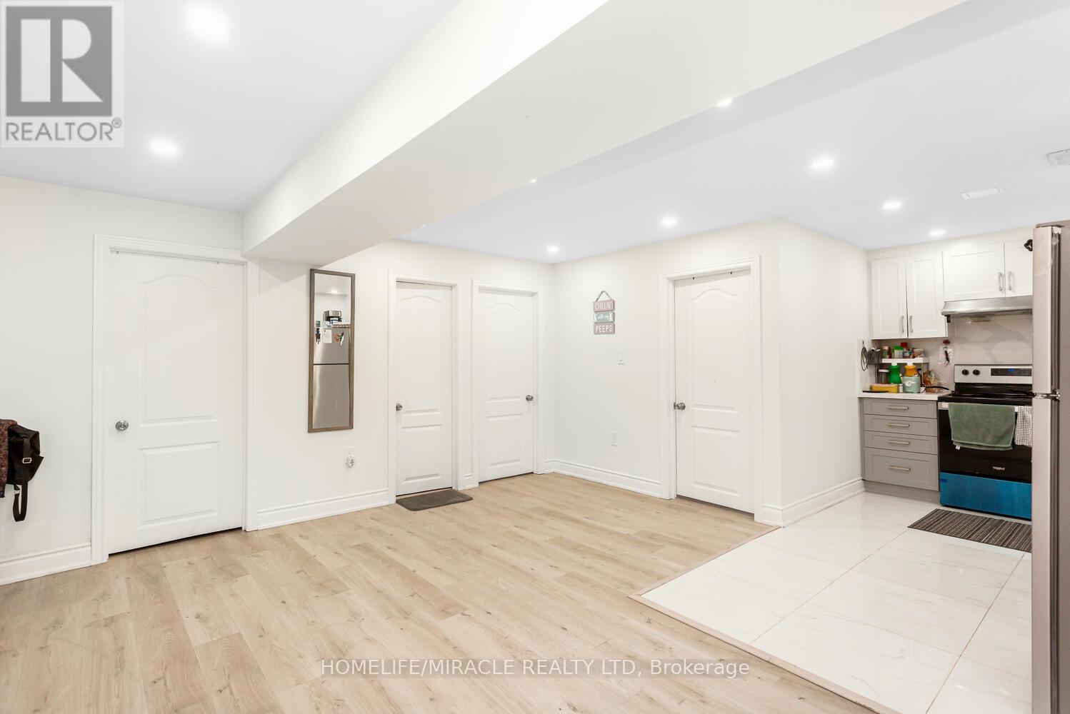 3 Farringdon Crescent, Brampton, Ontario  L7A 4Z5 - Photo 36 - W12519424