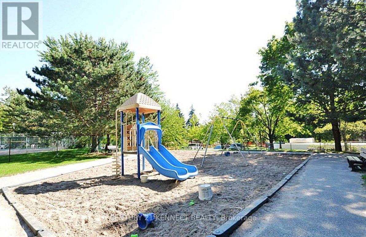 1601 - 3170 Kirwin Avenue S, Mississauga, Ontario  L5A 3R1 - Photo 36 - W12524284