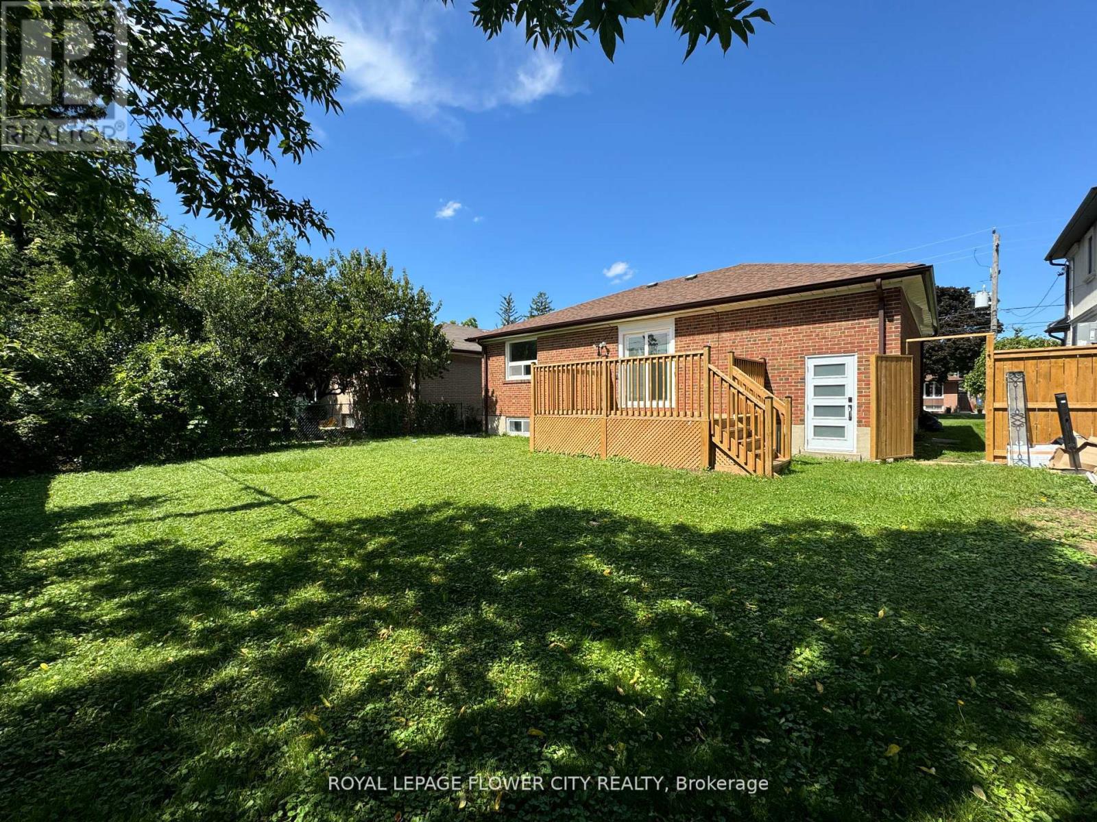 221 Acton Avenue, Toronto, Ontario  M3H 4H8 - Photo 29 - C12525550