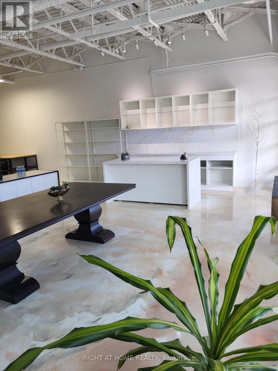 116 - 52 SCARSDALE ROAD, Toronto, Ontario