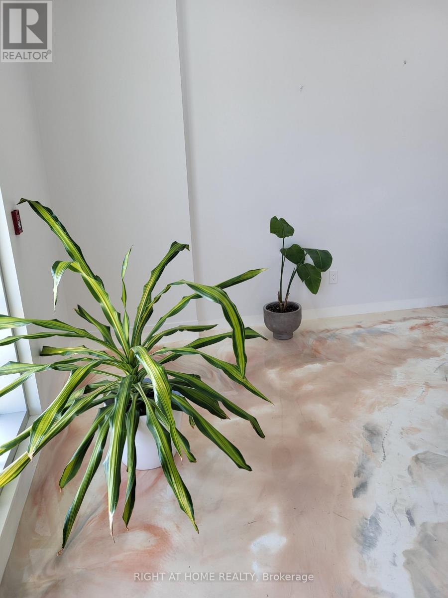 116 - 52 Scarsdale Road, Toronto, Ontario  M3B 2R7 - Photo 3 - C12525574