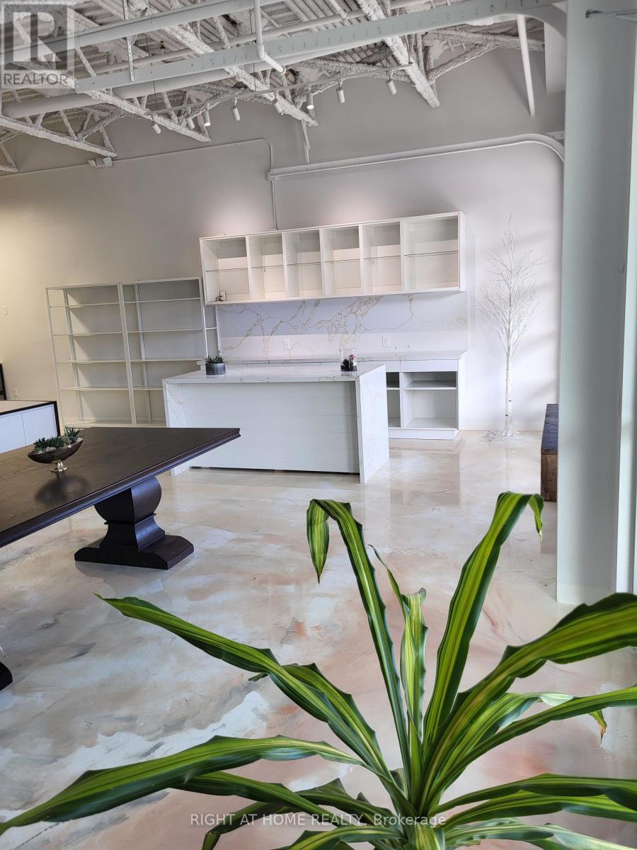 116 - 52 Scarsdale Road, Toronto, Ontario  M3B 2R7 - Photo 9 - C12525574