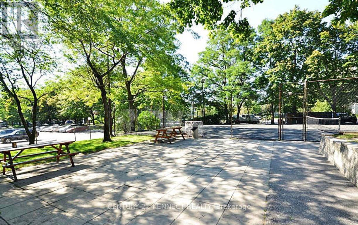 1601 - 3170 Kirwin Avenue S, Mississauga, Ontario  L5A 3R1 - Photo 37 - W12524662