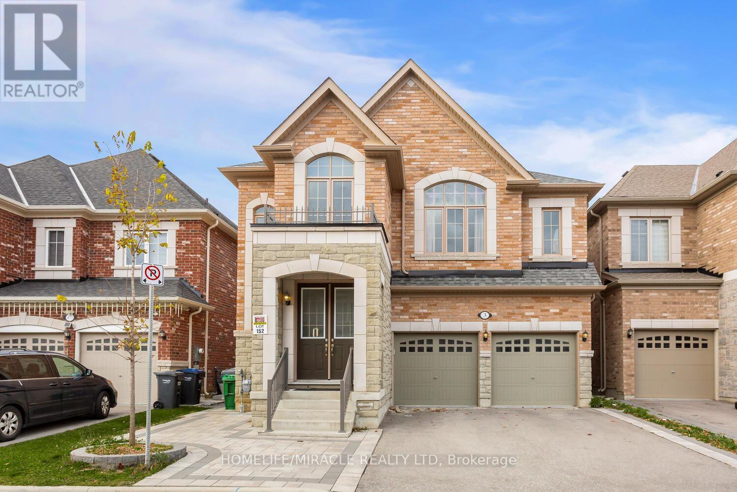 3 Farringdon Crescent, Brampton, Ontario  L7A 4Z5 - Photo 2 - W12519424