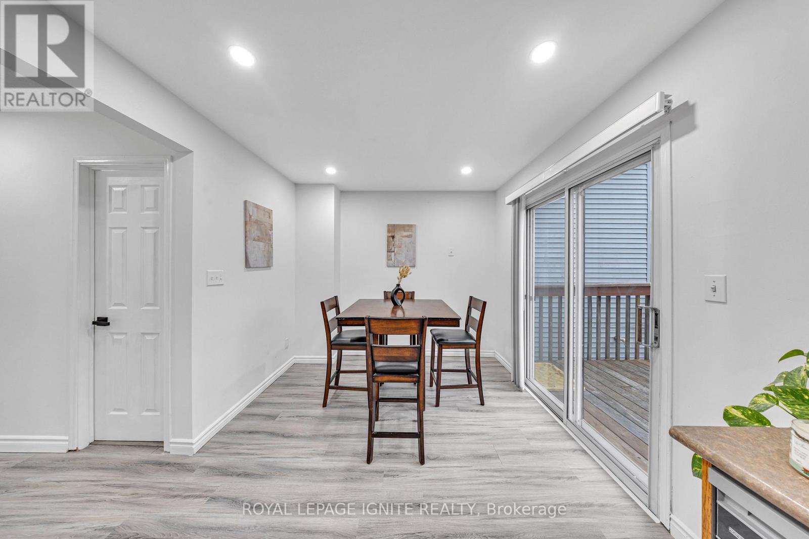 431 Cobblehill Drive, Oshawa, Ontario  L1K 1Y6 - Photo 11 - E12525570