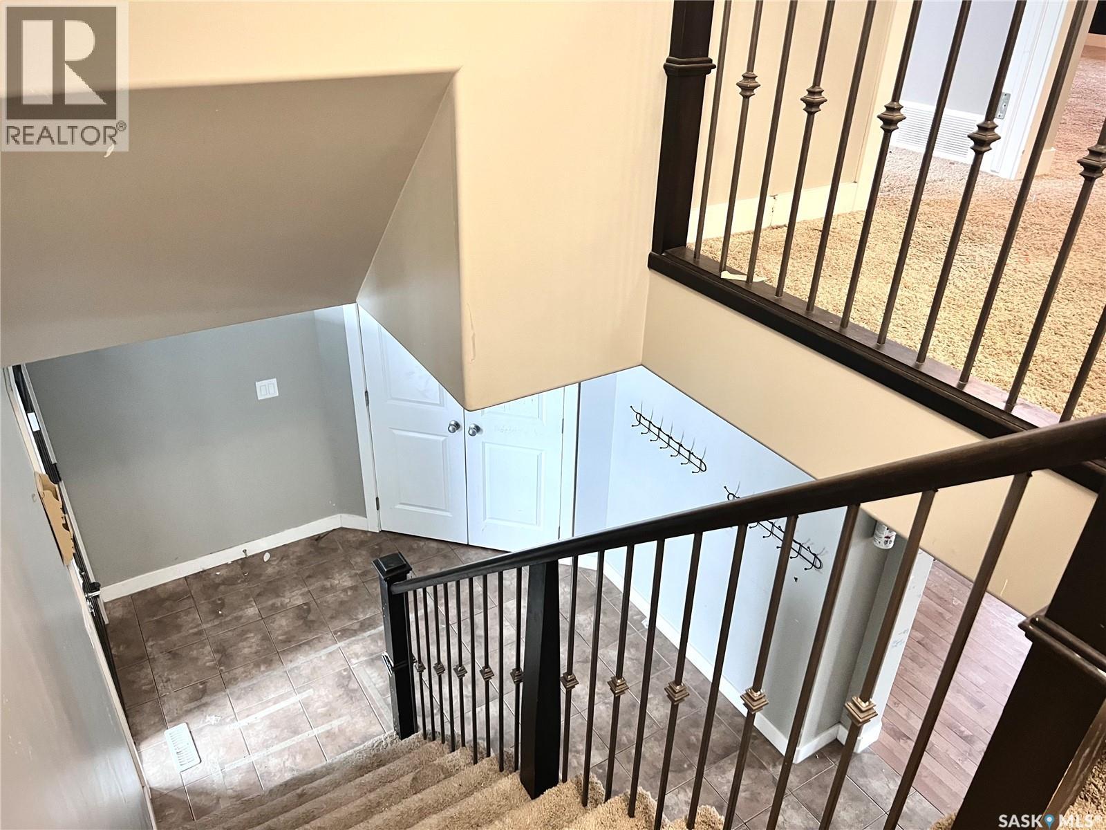 662 Sutter Bay, Saskatoon, Saskatchewan  S7T 0R5 - Photo 8 - SK023666