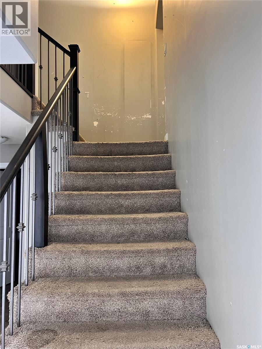 662 Sutter Bay, Saskatoon, Saskatchewan  S7T 0R5 - Photo 9 - SK023666