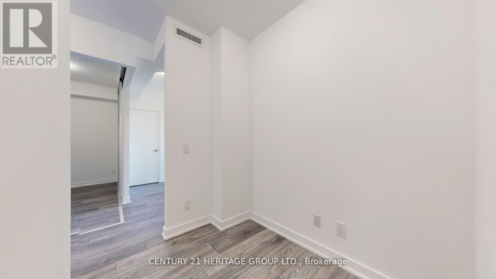 414 - 8888 Yonge Street N, Richmond Hill, Ontario  L4C 6Z1 - Photo 32 - N12525548