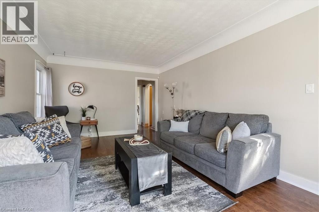 29 East 34th Street, Hamilton, Ontario  L8V 3W2 - Photo 7 - 40775264