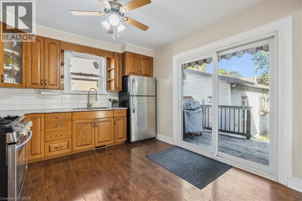 29 East 34th Street, Hamilton, Ontario  L8V 3W2 - Photo 10 - 40775264