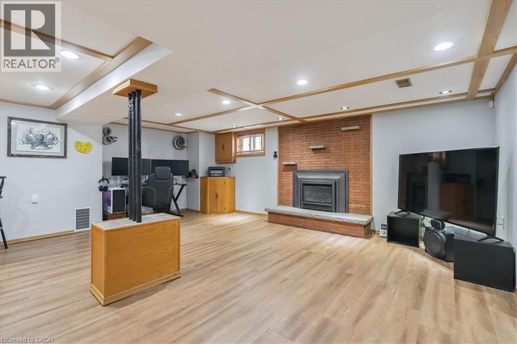 29 East 34th Street, Hamilton, Ontario  L8V 3W2 - Photo 18 - 40775264