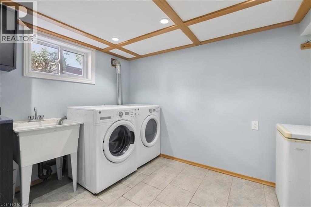 29 East 34th Street, Hamilton, Ontario  L8V 3W2 - Photo 20 - 40775264