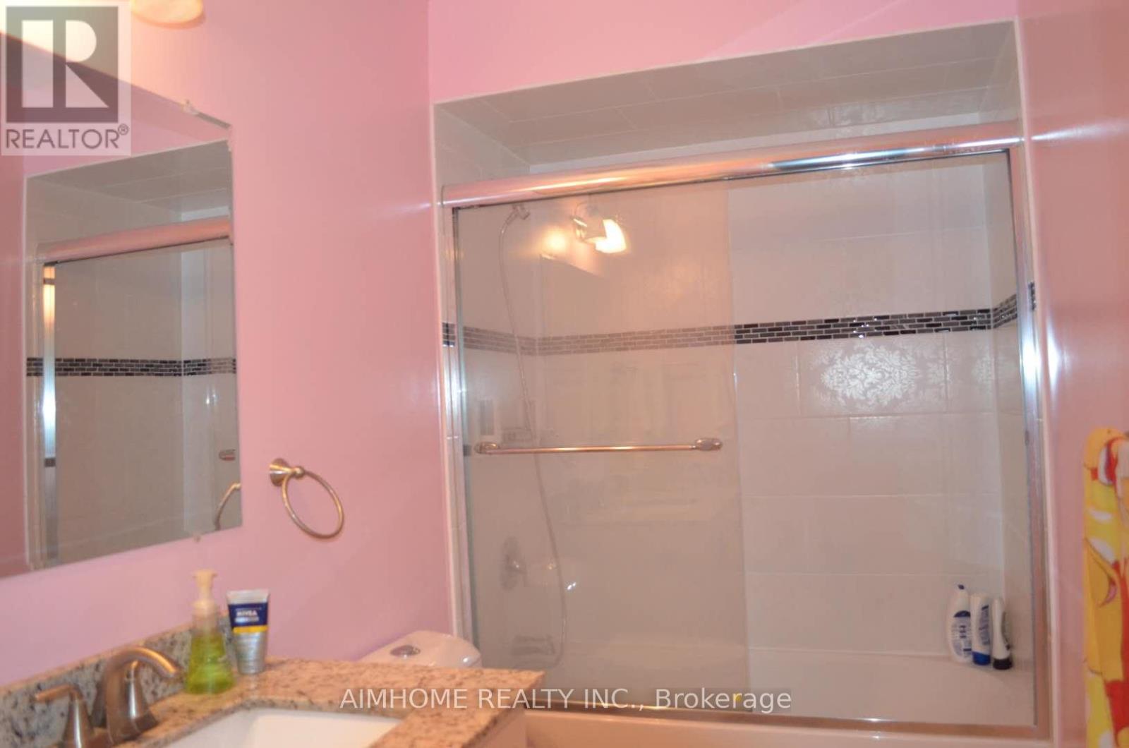 (Main&second Floor) - 47 Yucatan Road, Toronto, Ontario  M2H 2L1 - Photo 6 - C12455935