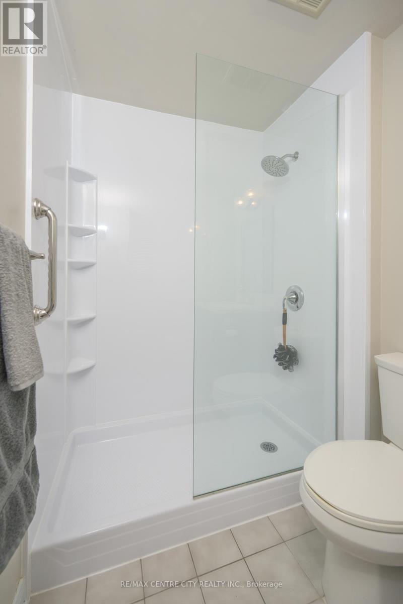 103 - 600 Talbot Street, London East, Ontario  N6A 5L9 - Photo 34 - X12525604