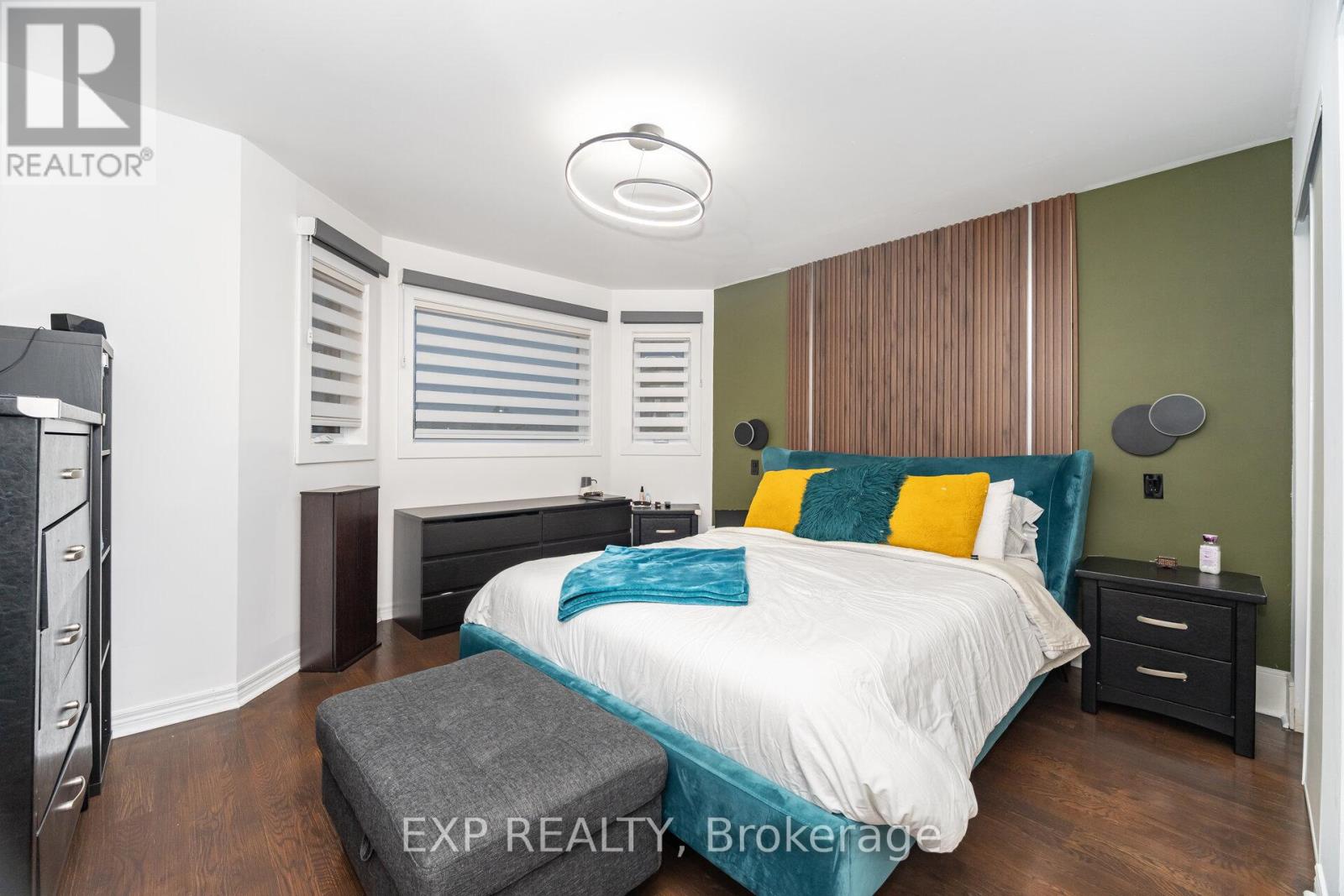 118 Solway Avenue, Vaughan, Ontario  L6A 2X1 - Photo 25 - N12525526