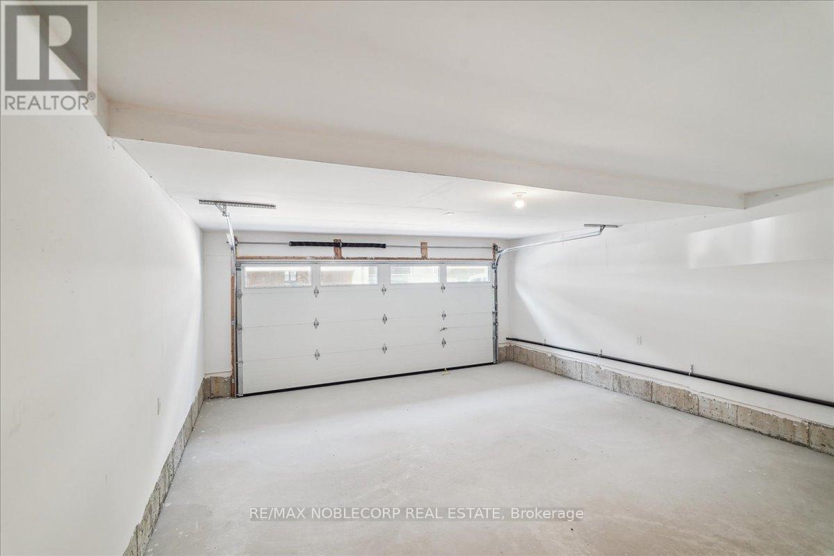 16 Tay Lane, Richmond Hill, Ontario L4S 0N8 - Photo 24 - N12525544