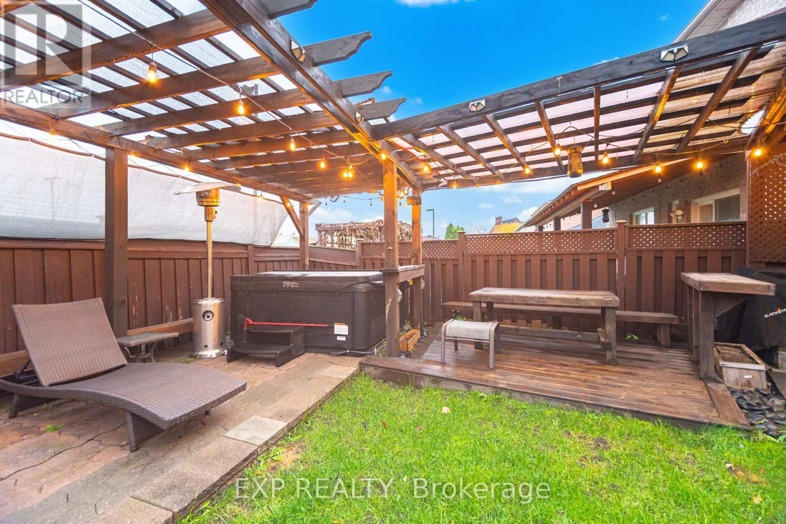 118 Solway Avenue, Vaughan, Ontario  L6A 2X1 - Photo 41 - N12525526