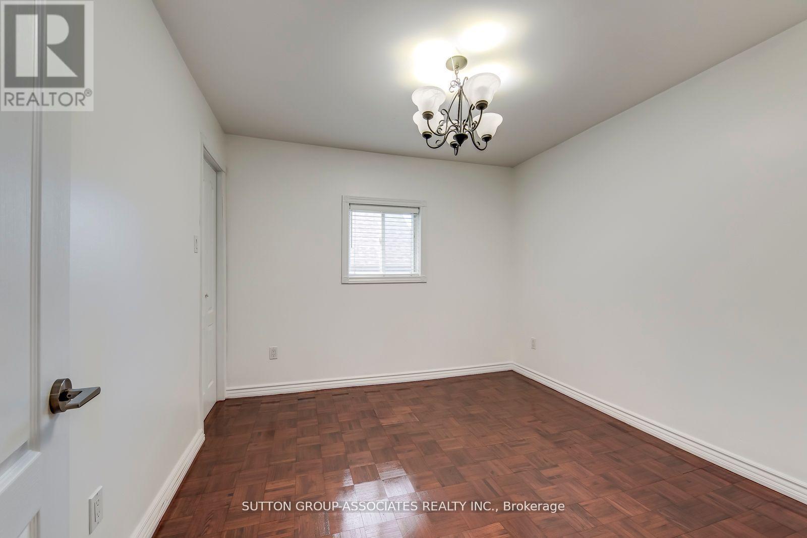 2nd Fl. - 3564 Eglinton Avenue W, Toronto, Ontario  M6M 1V8 - Photo 8 - W12464680