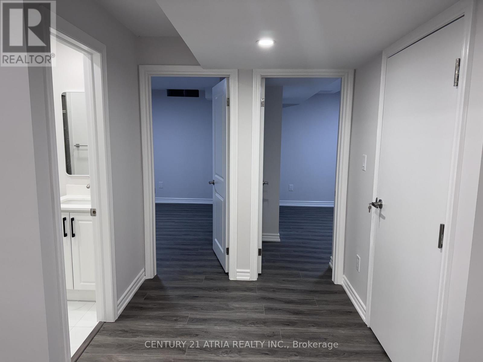 Basement - 864 Cardington Street, Mississauga, Ontario  L5V 1Z7 - Photo 5 - W12511584