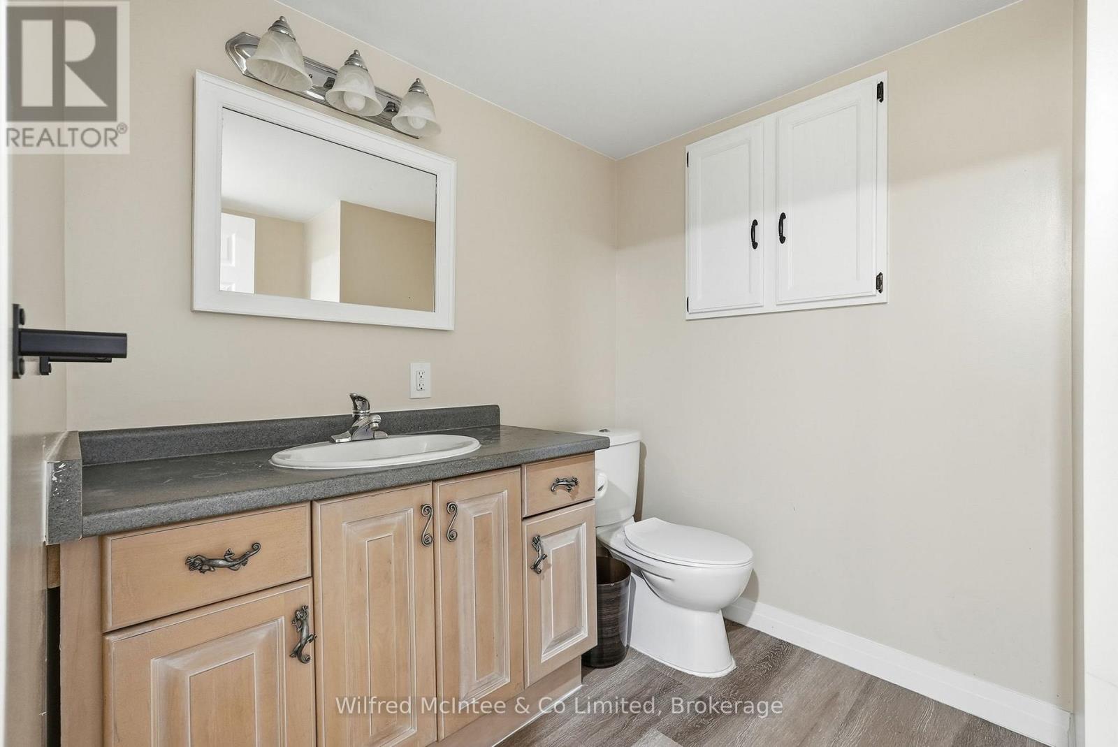 856 York Avenue N, North Perth, Ontario  N4W 2Y6 - Photo 21 - X12525662