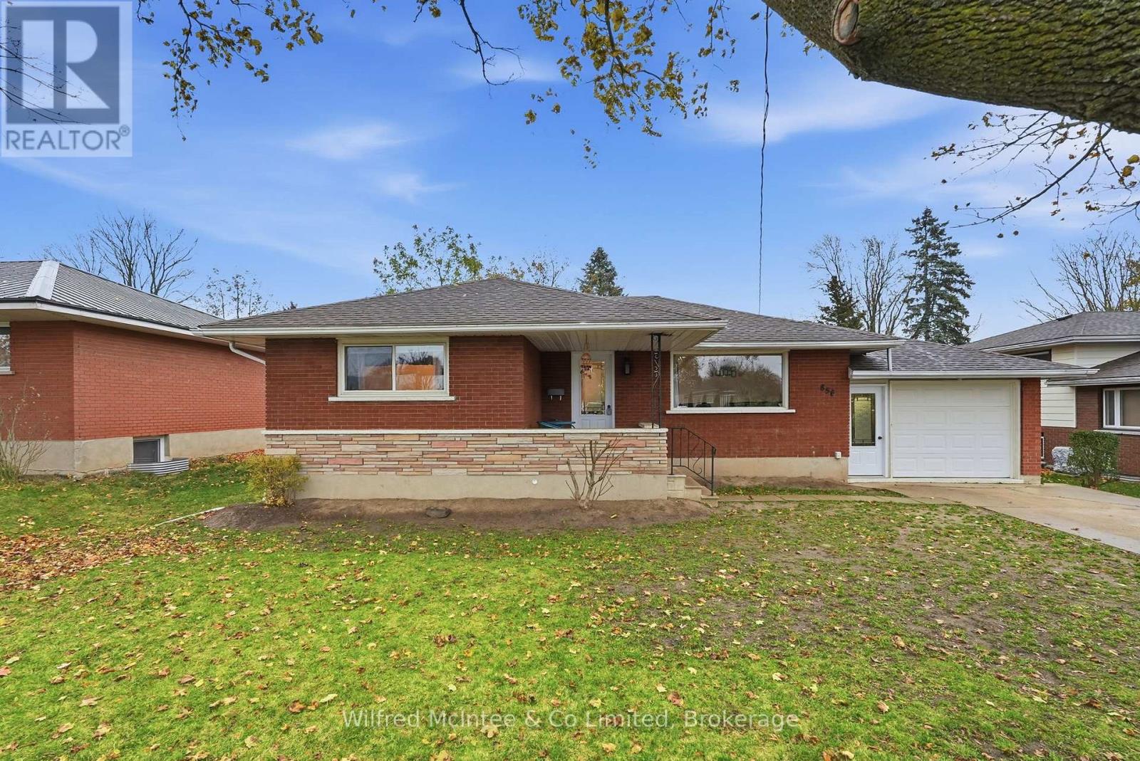 856 York Avenue N, North Perth, Ontario  N4W 2Y6 - Photo 26 - X12525662