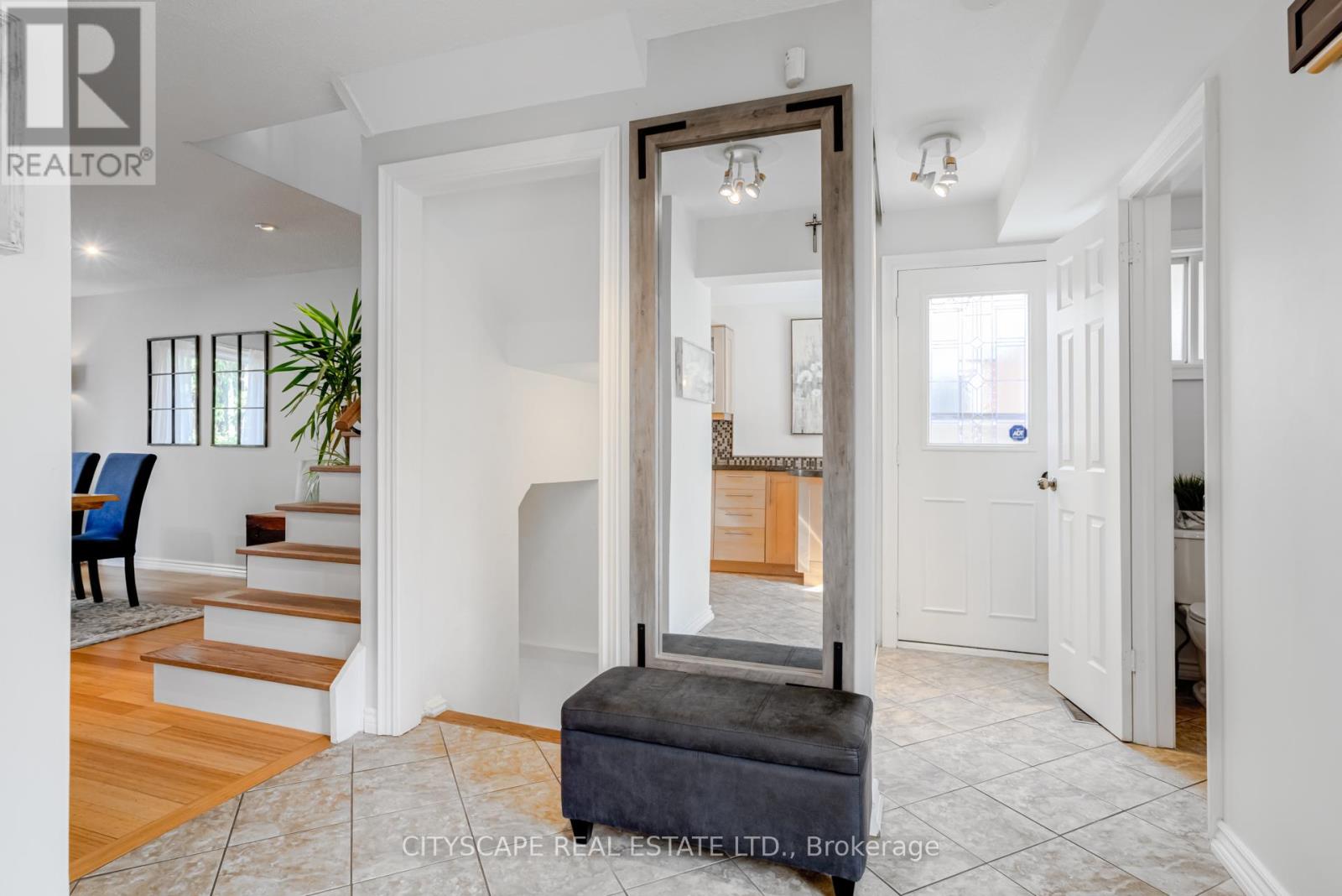 4235 Stonemason Crescent, Mississauga, Ontario  L5L 2Z6 - Photo 15 - W12518598