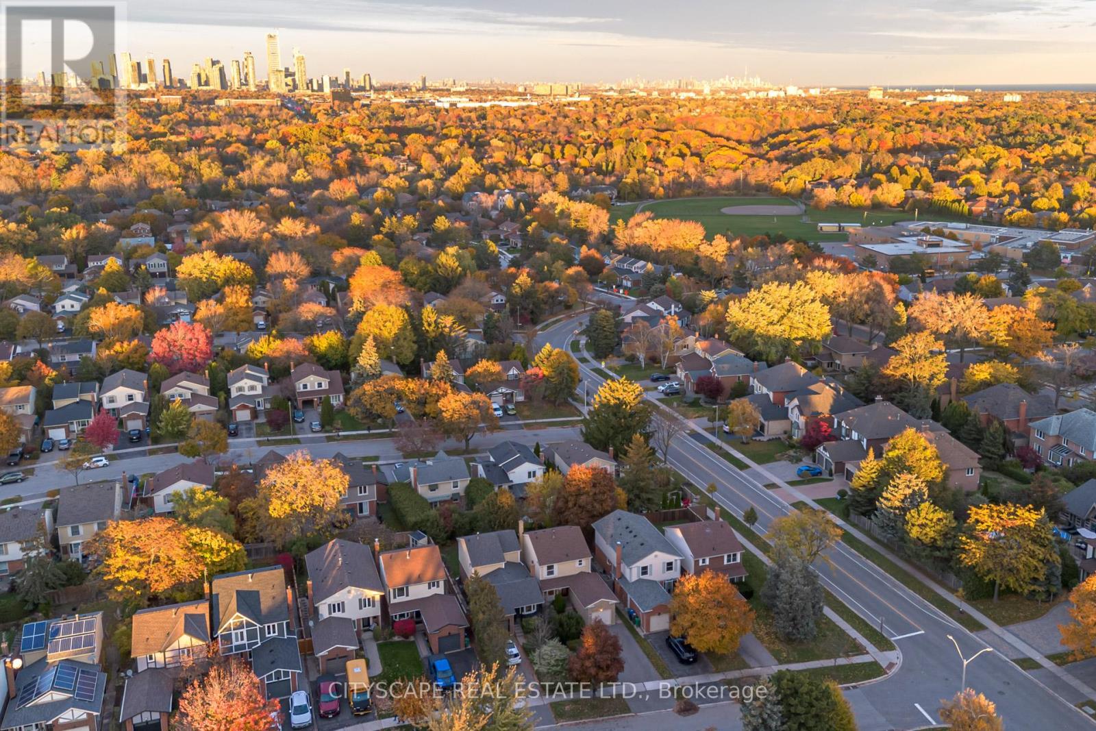 4235 Stonemason Crescent, Mississauga, Ontario  L5L 2Z6 - Photo 47 - W12518598