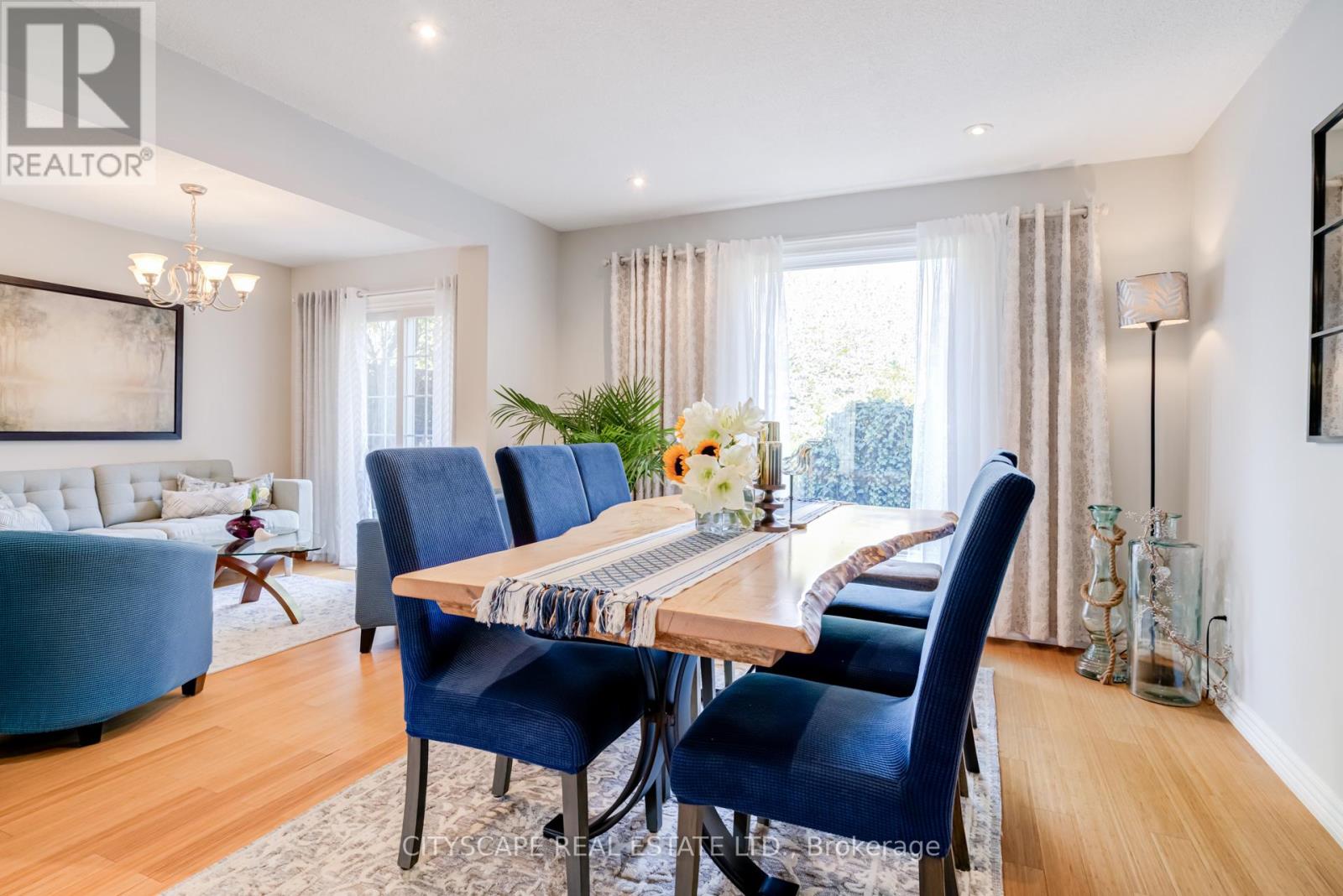 4235 Stonemason Crescent, Mississauga, Ontario  L5L 2Z6 - Photo 7 - W12518598