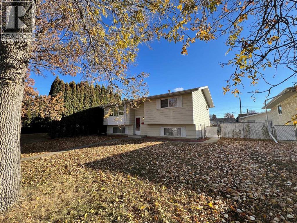 5417 52 Street, Camrose, Alberta  T4V 3C7 - Photo 1 - A2262799