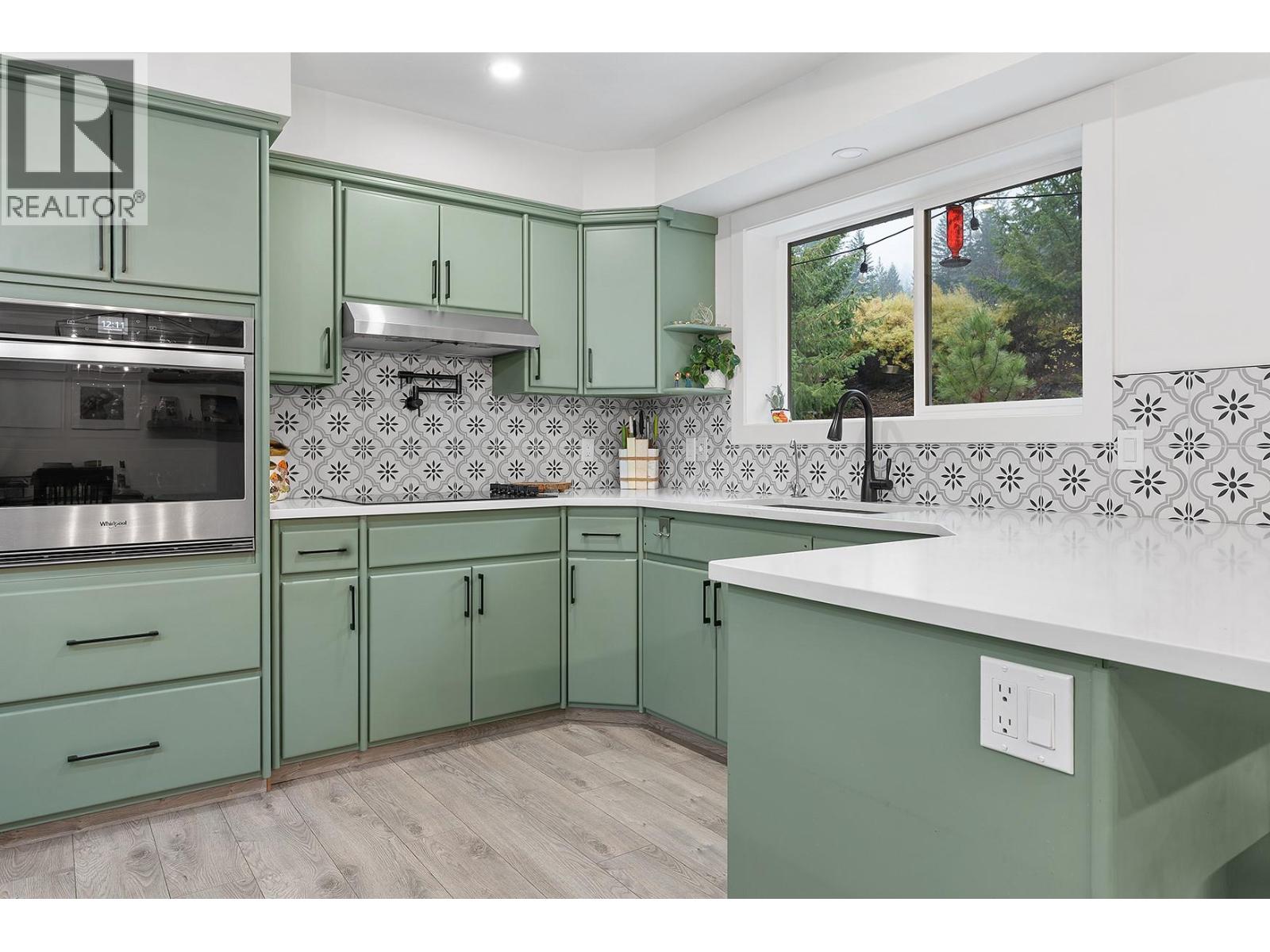 5633 Day Road, Vernon, British Columbia  V1B 3J5 - Photo 14 - 10368864