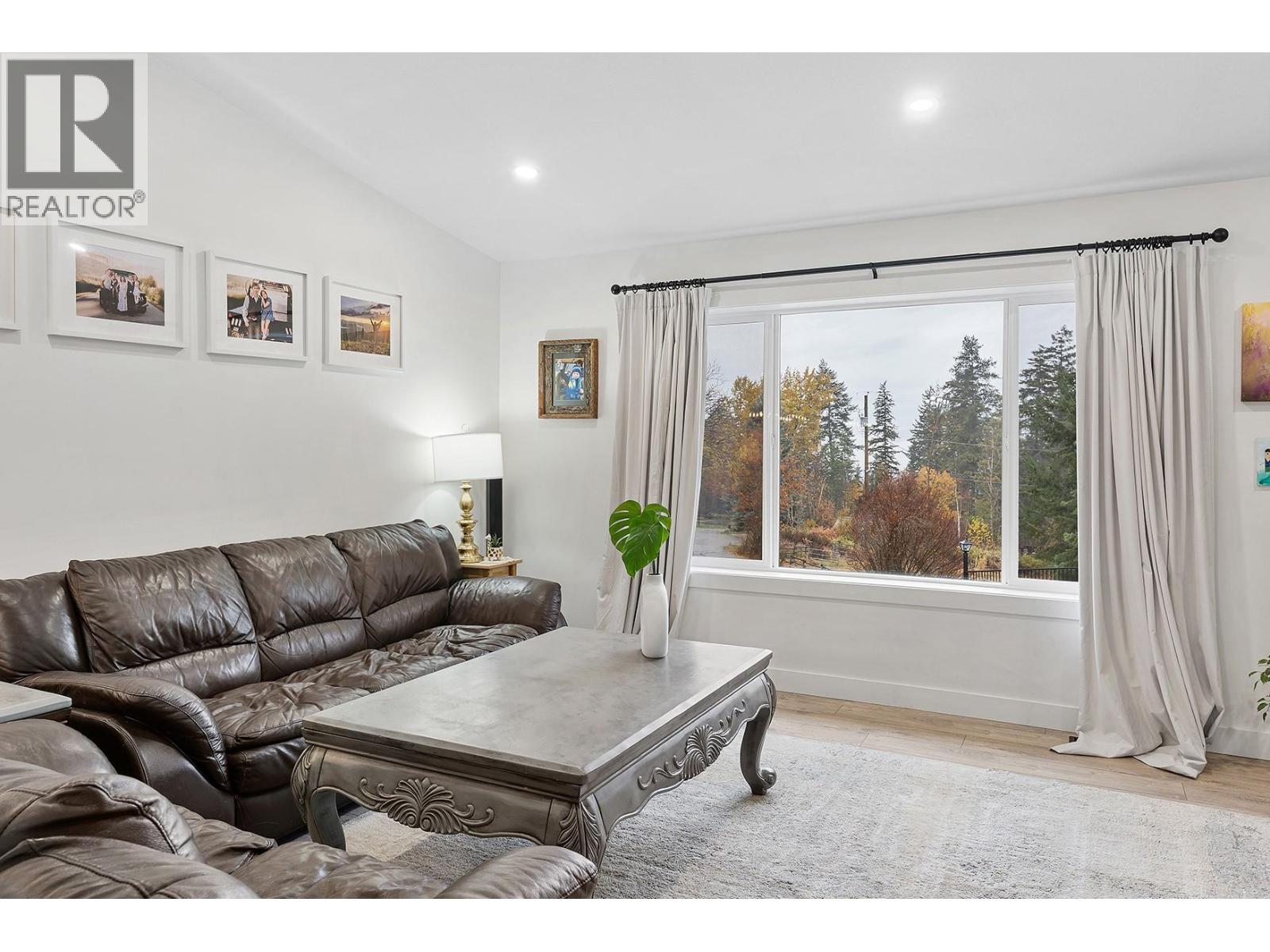 5633 Day Road, Vernon, British Columbia  V1B 3J5 - Photo 22 - 10368864