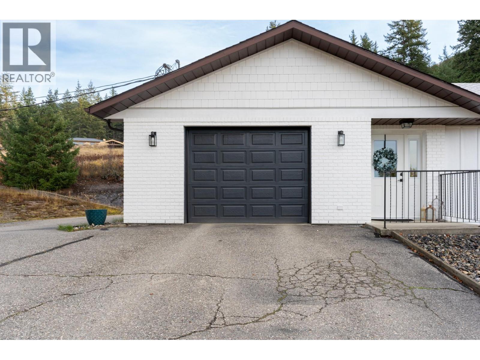 5633 Day Road, Vernon, British Columbia  V1B 3J5 - Photo 51 - 10368864