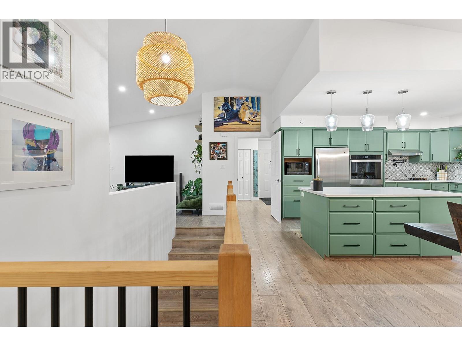 5633 Day Road, Vernon, British Columbia  V1B 3J5 - Photo 28 - 10368864