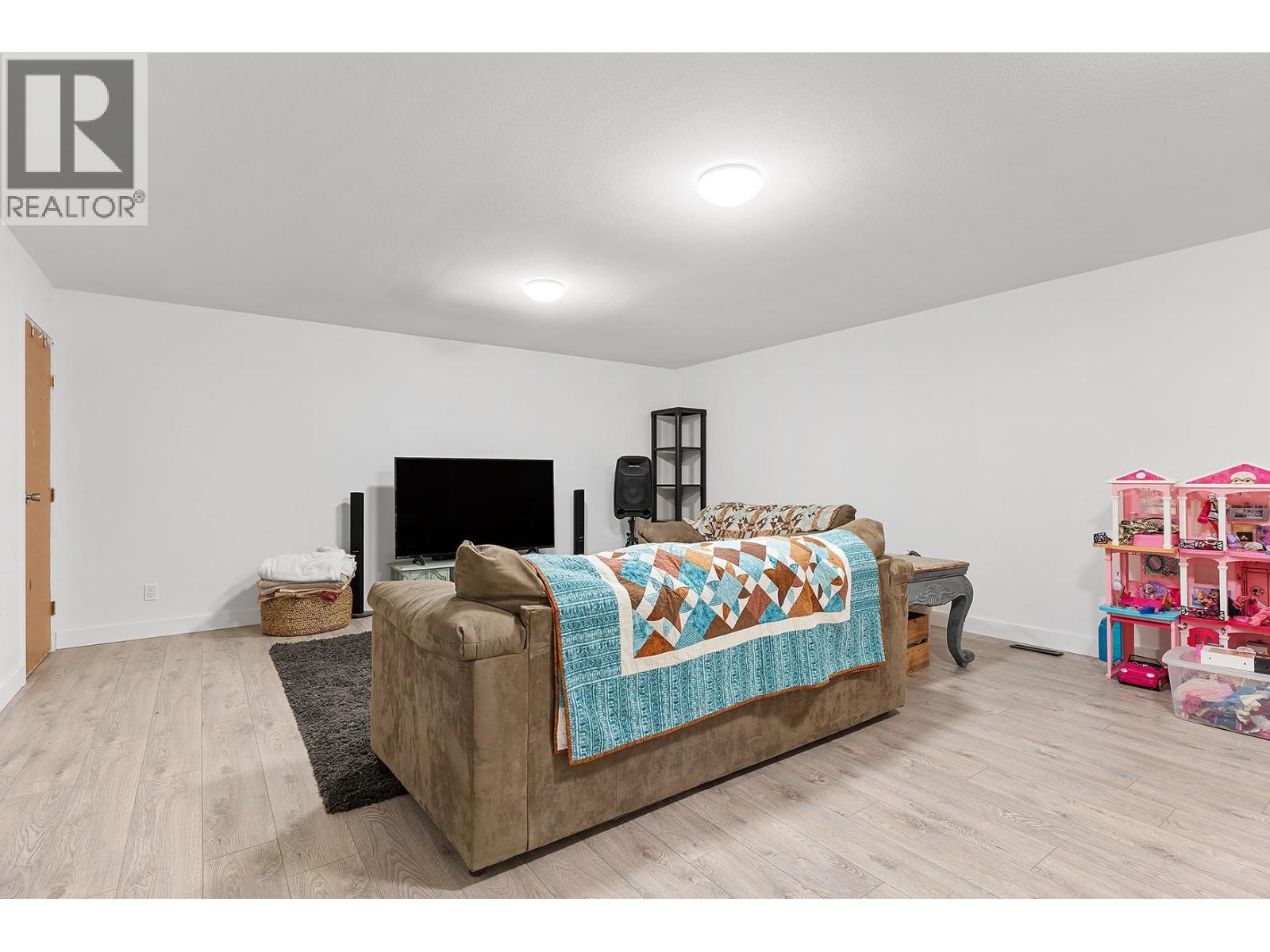 5633 Day Road, Vernon, British Columbia  V1B 3J5 - Photo 37 - 10368864