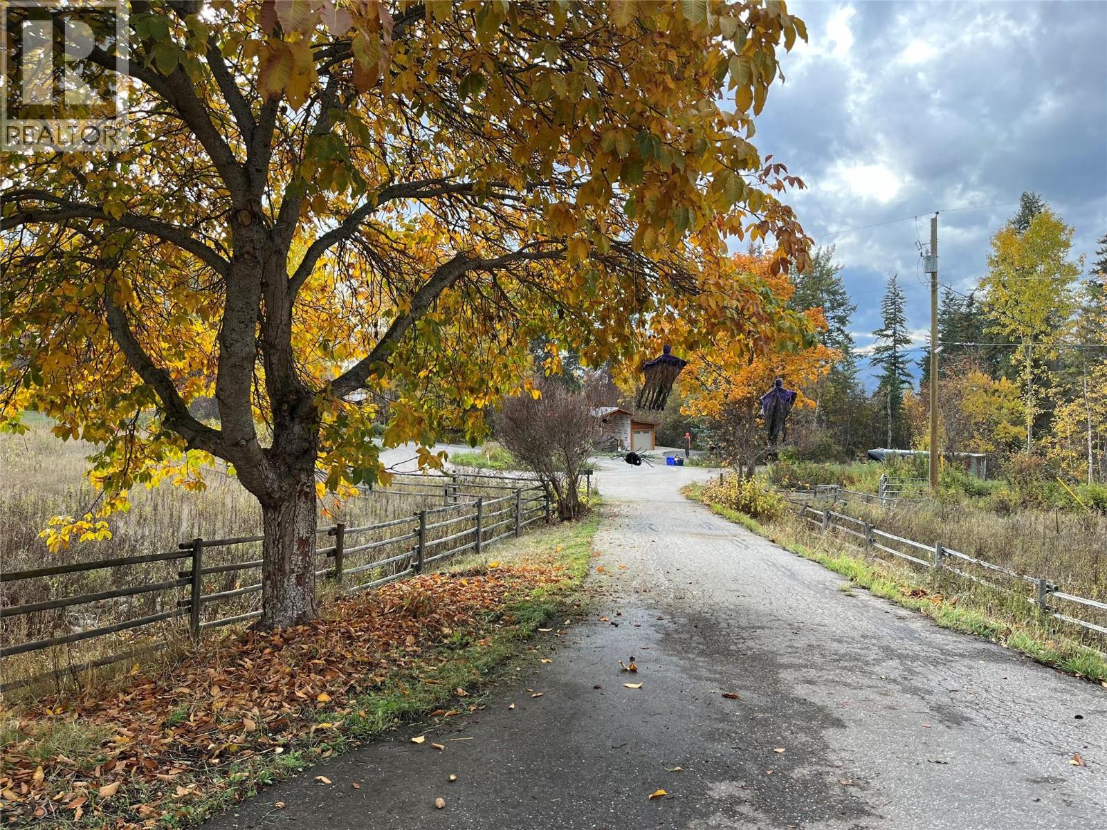 5633 Day Road, Vernon, British Columbia  V1B 3J5 - Photo 69 - 10368864