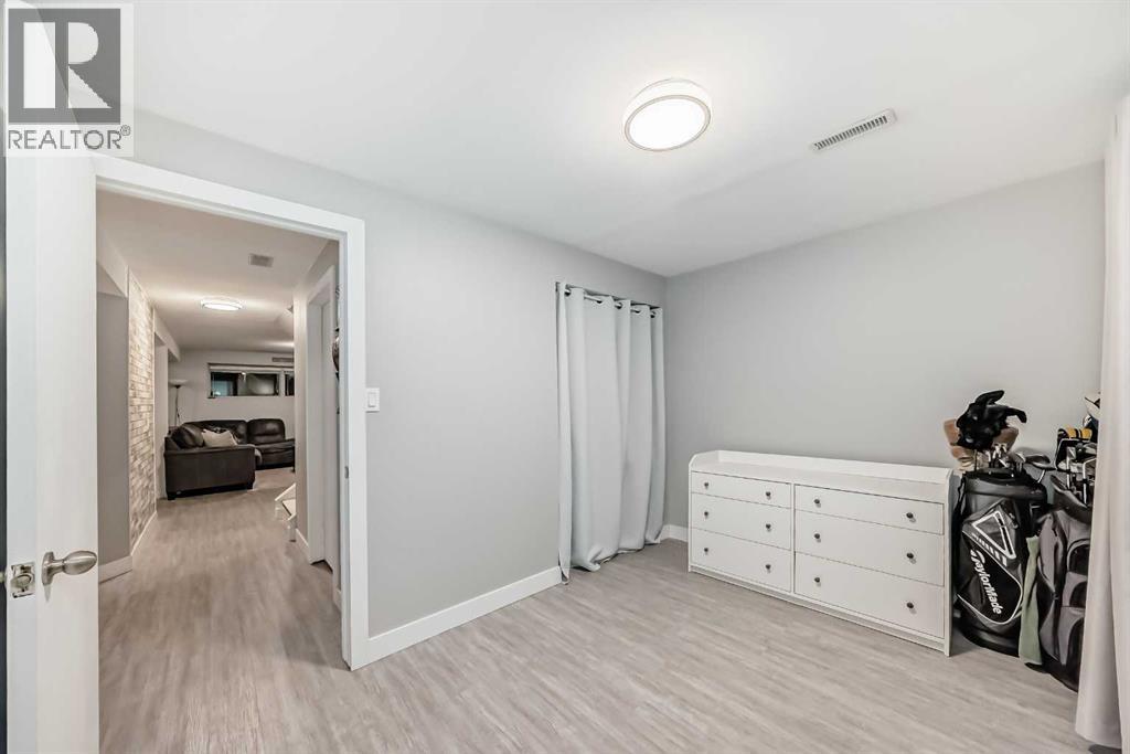 466 Huntley Way Ne, Calgary, Alberta  T2K 4Z8 - Photo 42 - A2269331