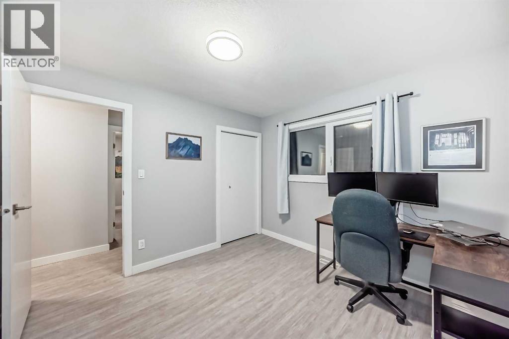 466 Huntley Way Ne, Calgary, Alberta  T2K 4Z8 - Photo 24 - A2269331