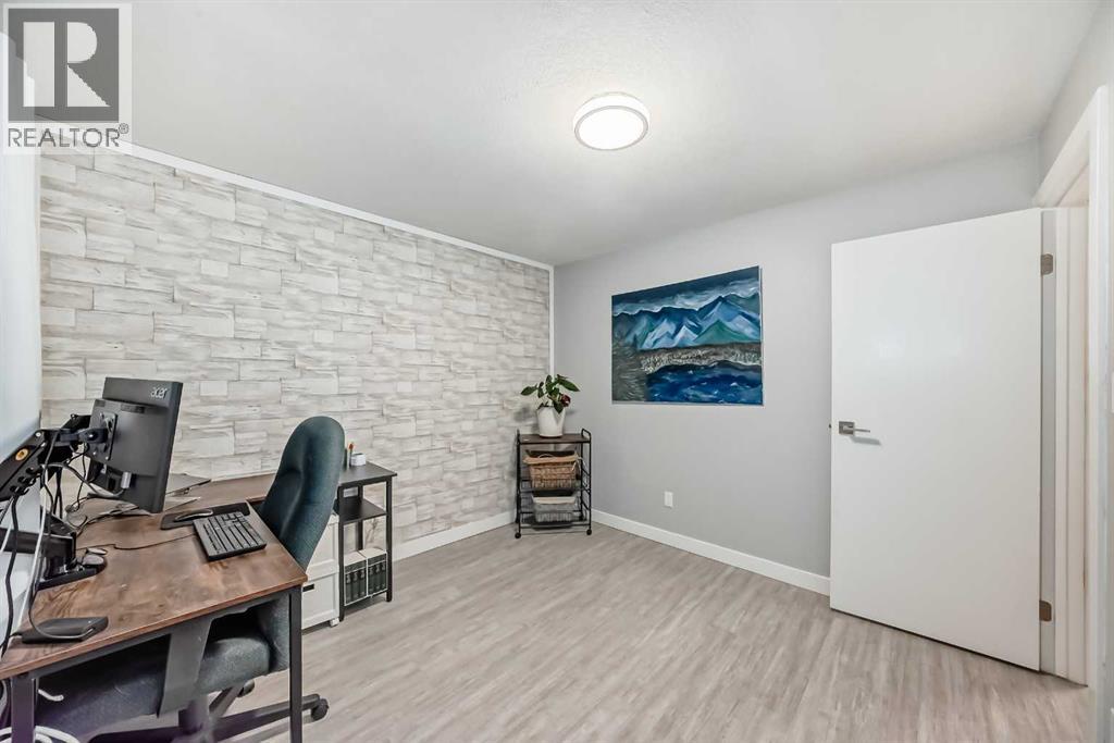 466 Huntley Way Ne, Calgary, Alberta  T2K 4Z8 - Photo 23 - A2269331