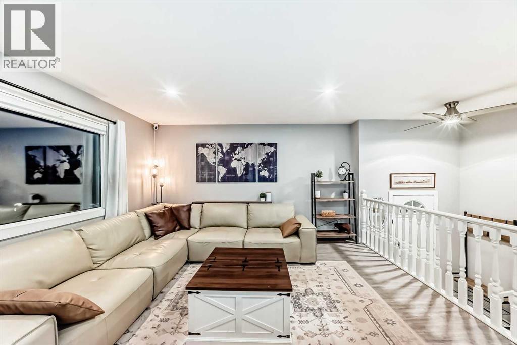 466 Huntley Way Ne, Calgary, Alberta  T2K 4Z8 - Photo 5 - A2269331