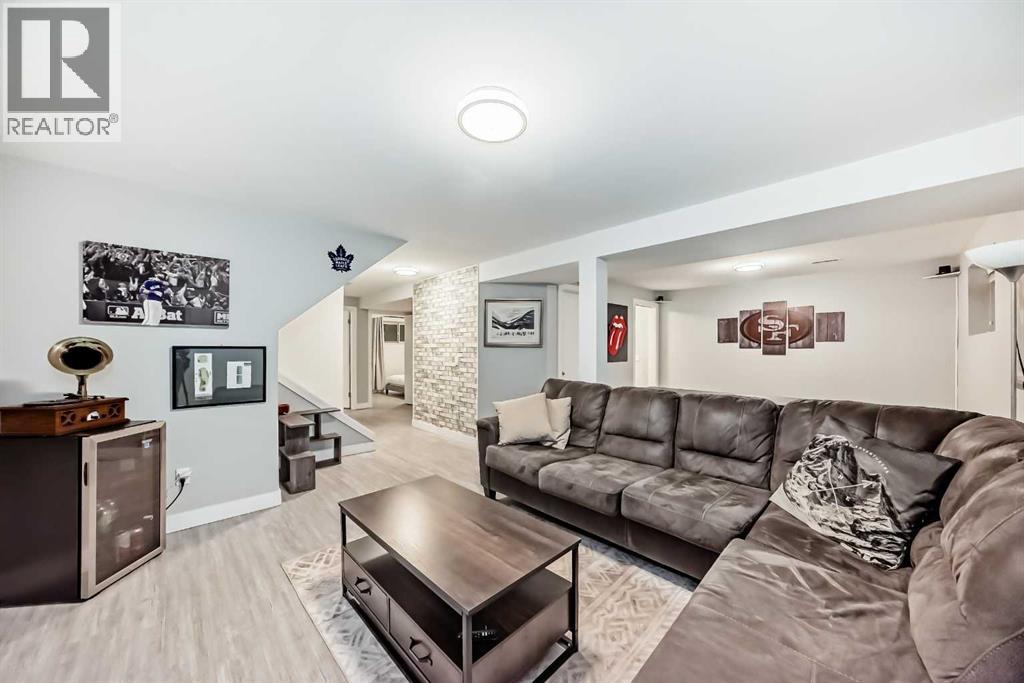 466 Huntley Way Ne, Calgary, Alberta  T2K 4Z8 - Photo 31 - A2269331