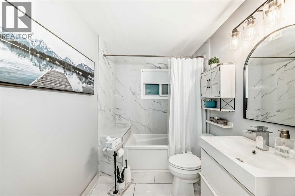 466 Huntley Way Ne, Calgary, Alberta  T2K 4Z8 - Photo 17 - A2269331