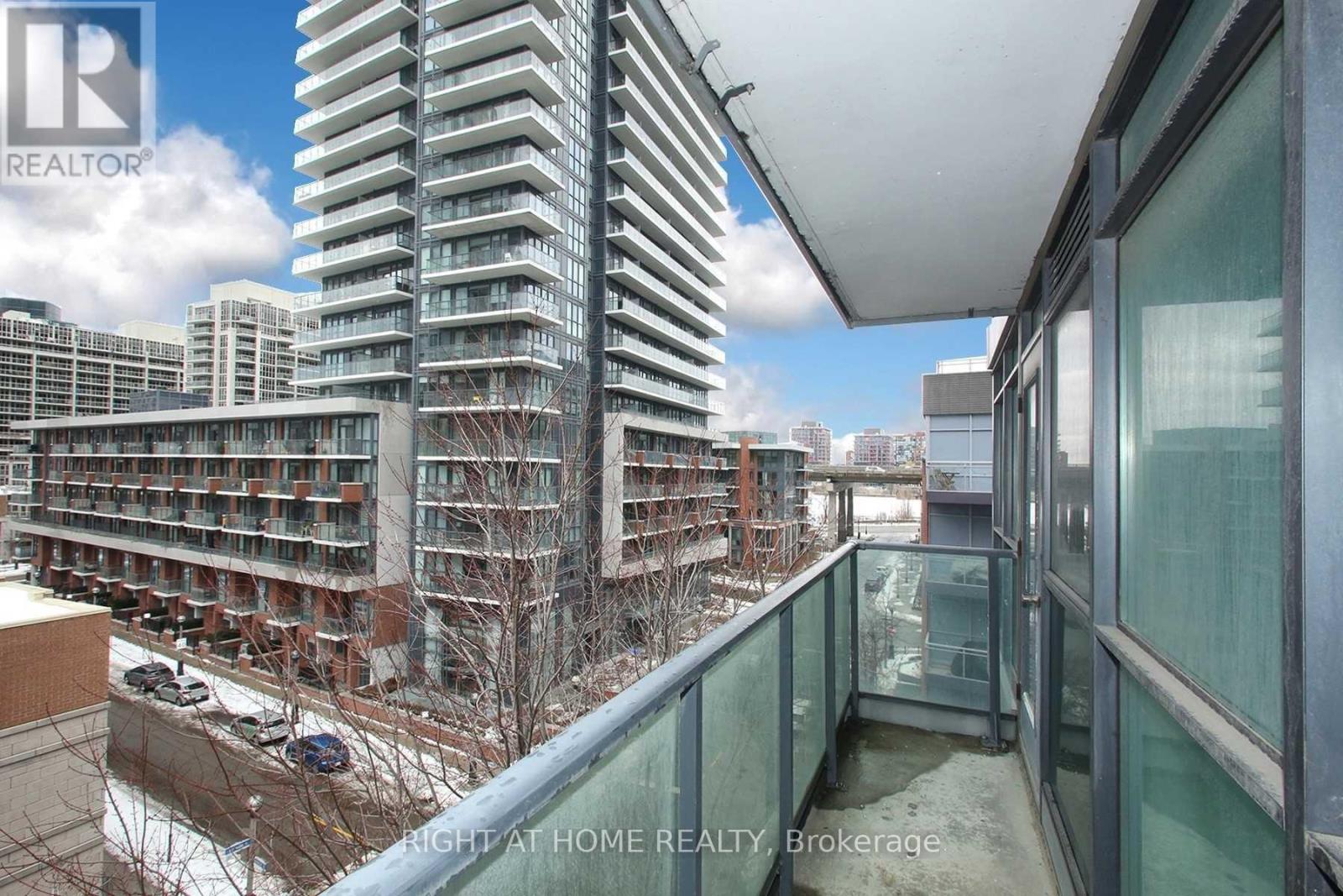 626 - 600 FLEET STREET, Toronto, Ontario