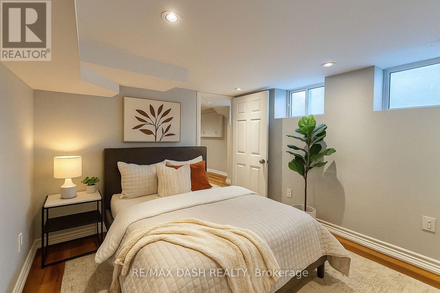 BSMT - 11 SOMERSET AVENUE, Toronto, Ontario