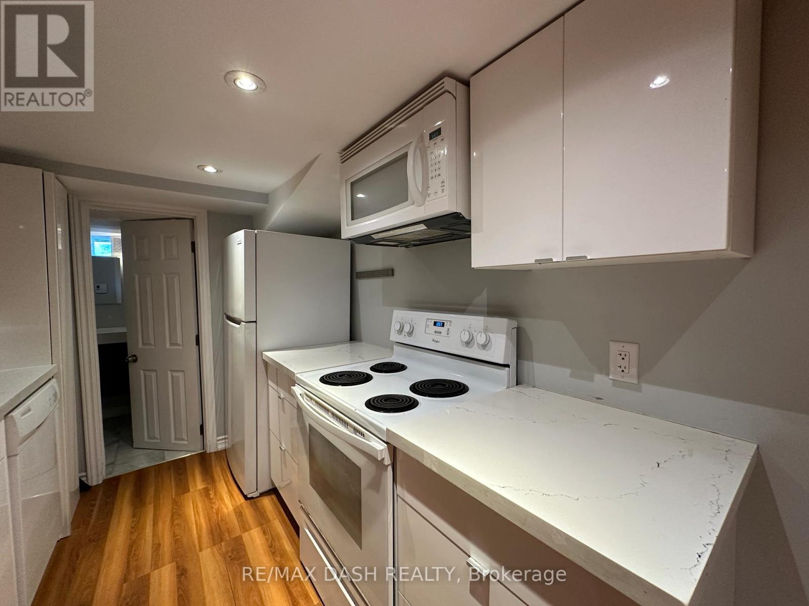 Bsmt - 11 Somerset Avenue, Toronto, Ontario  M6H 2R4 - Photo 12 - C12525640