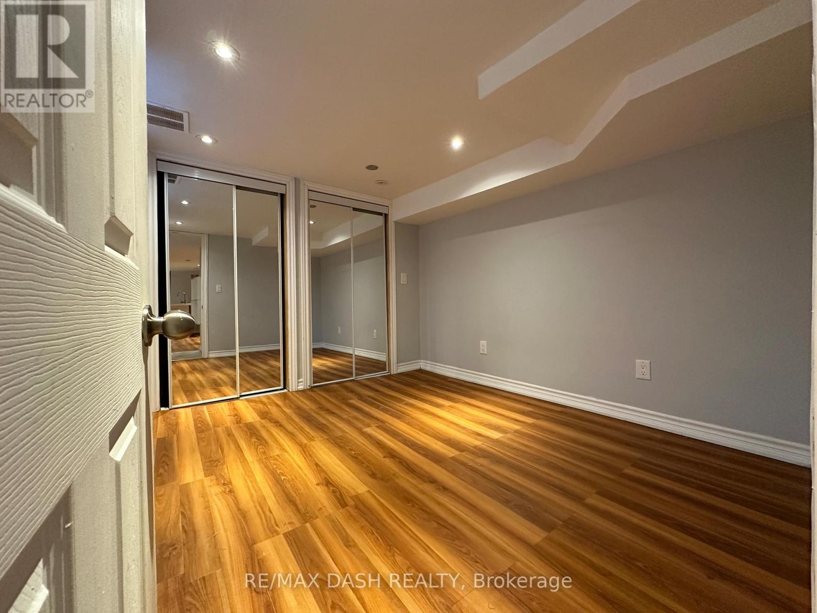 Bsmt - 11 Somerset Avenue, Toronto, Ontario  M6H 2R4 - Photo 20 - C12525640