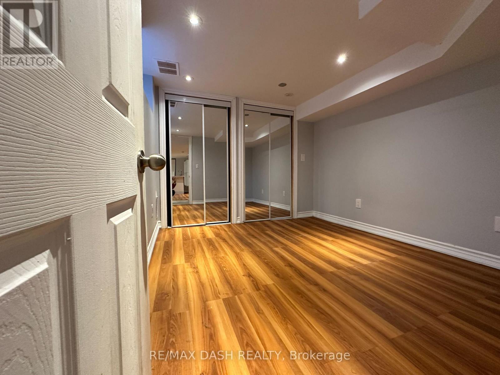 Bsmt - 11 Somerset Avenue, Toronto, Ontario  M6H 2R4 - Photo 21 - C12525640