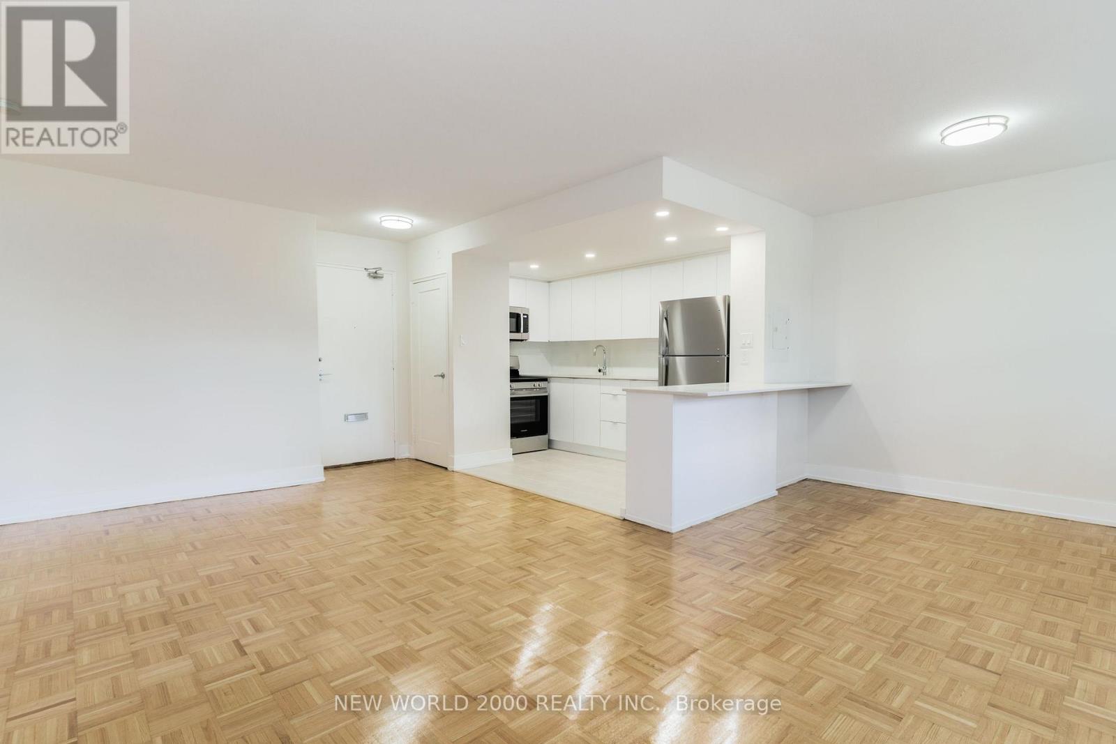 201 - 33 Erskine Avenue, Toronto, Ontario M4P 1Y6 - Photo 6 - C12525646