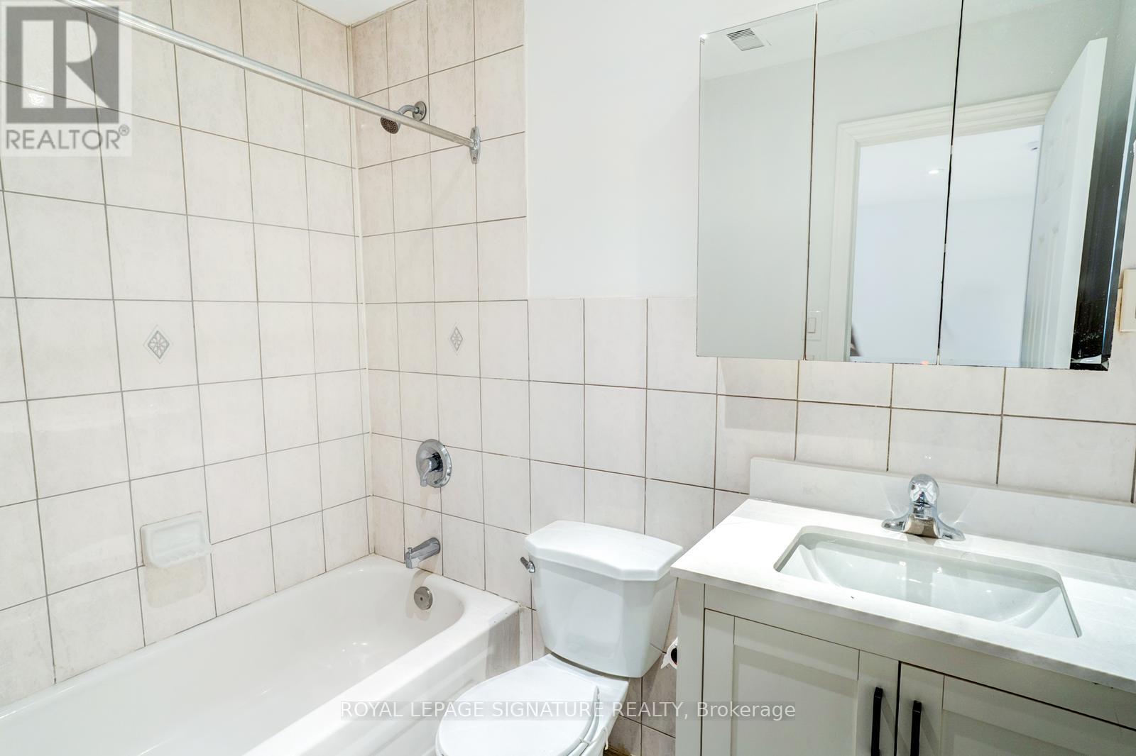 Unit 1b - 614 Dufferin Street, Toronto, Ontario  M6K 2A9 - Photo 8 - C12525668