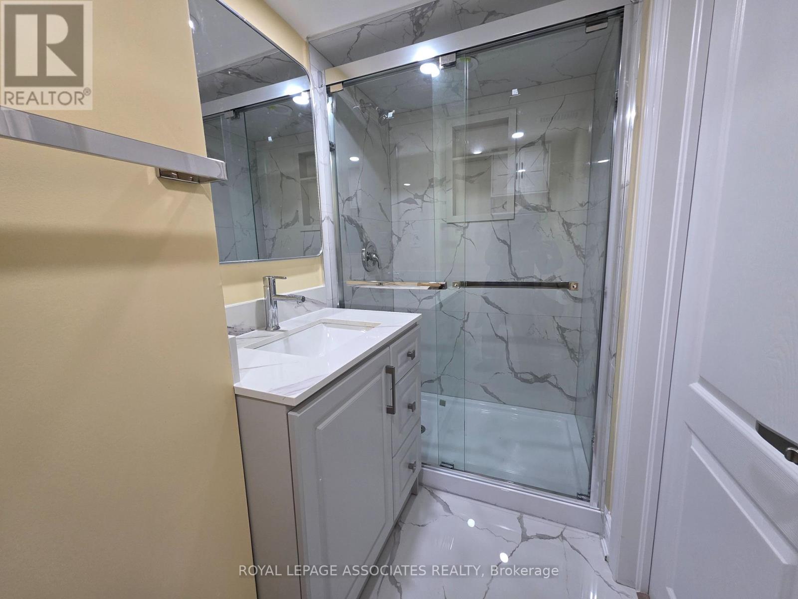 64 Morningside Avenue, Toronto, Ontario  M1E 3C2 - Photo 8 - E12525610